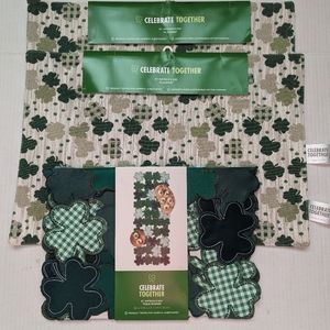 St Patrick's Day Set of Table Runner 2 Placemats NEW Green